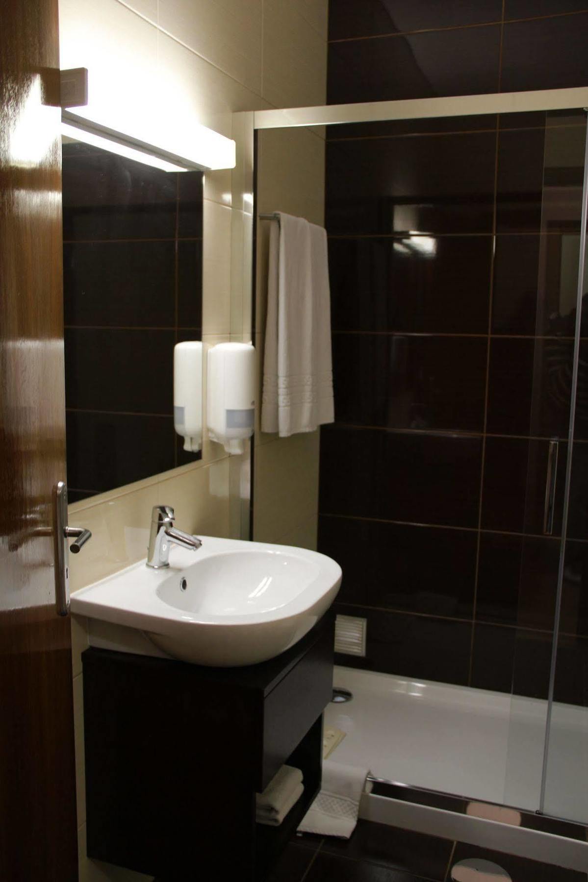 Hotel Chale 파레데스 외부 사진